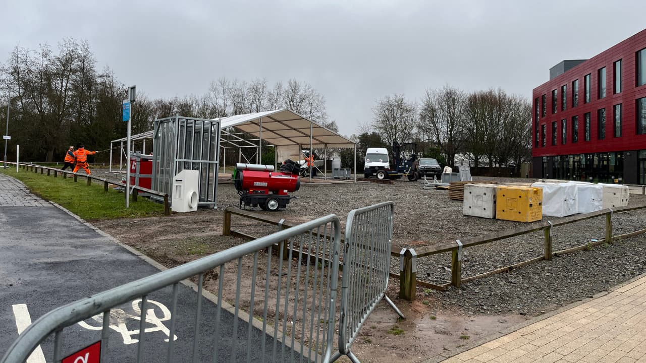 Fews Marquees assembling the marquee